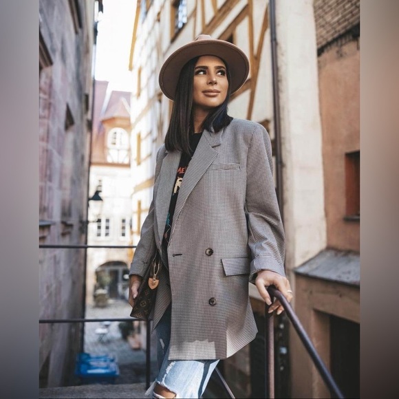 NWT ZARA xs plaid oversized blazer - Picture 2 of 12